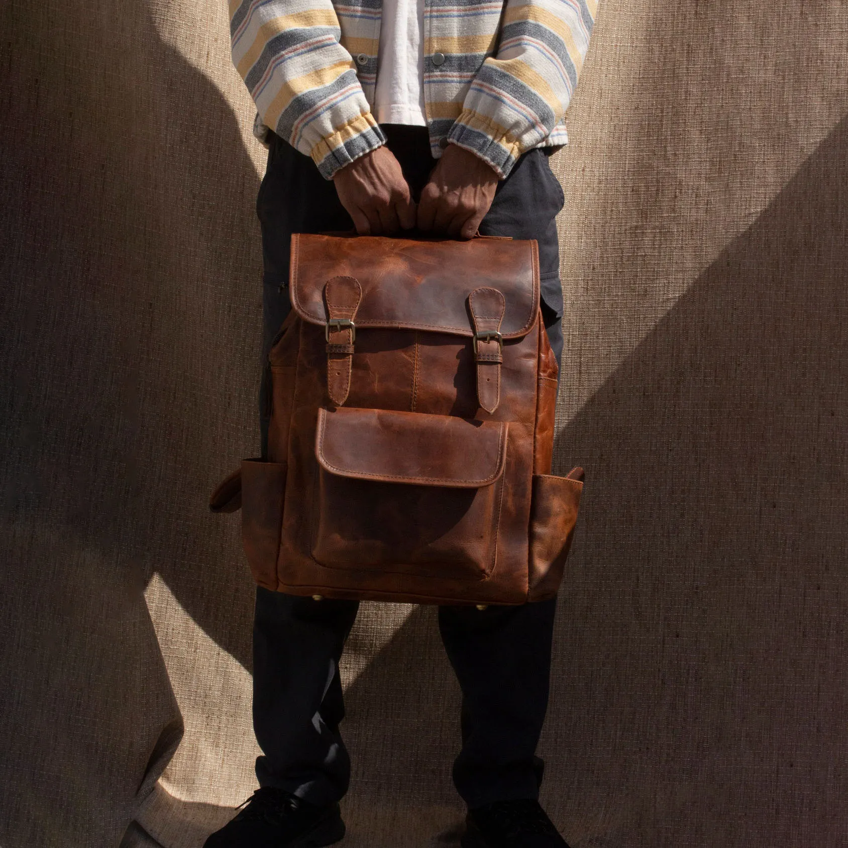 Dazzlo Handmade Leather Backpack - Brown - 12"