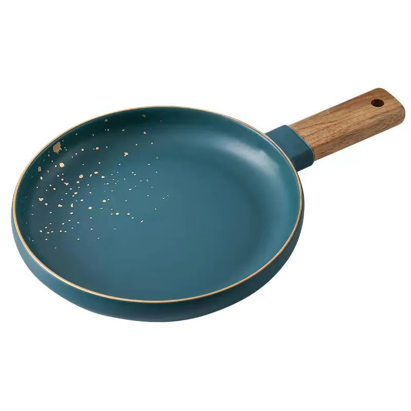 Round Ceramic Pan with Wooden Handle