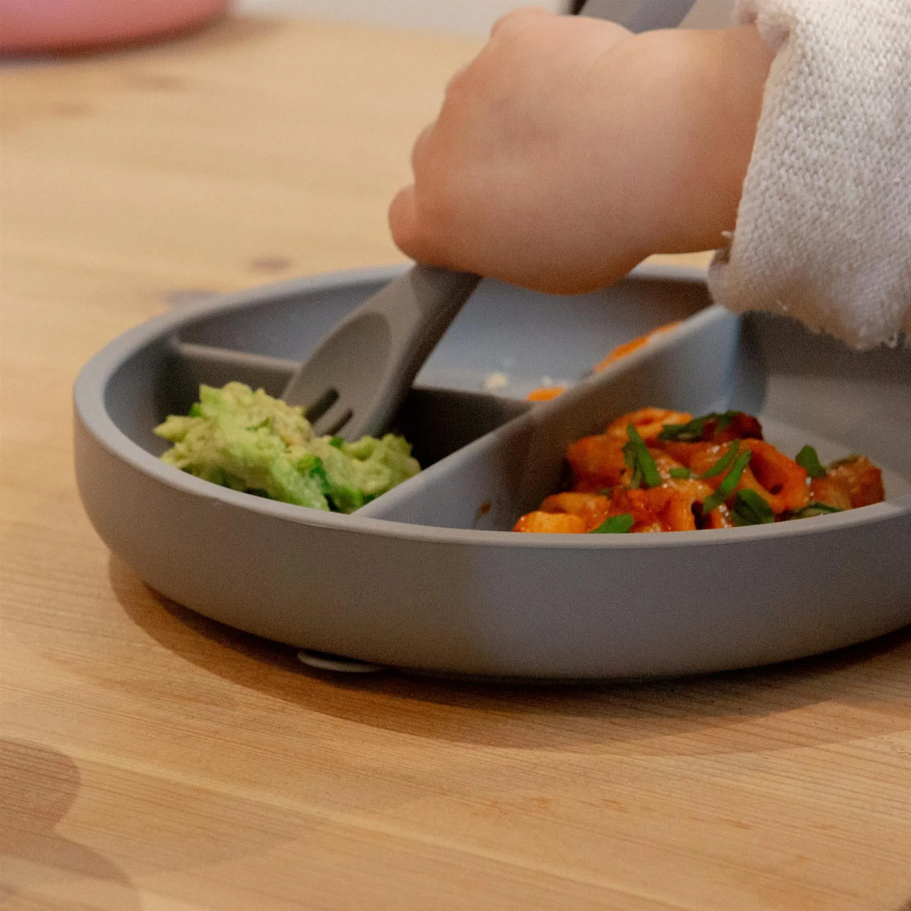 Silicone Divided Baby Suction Plate - By Tiny Dining